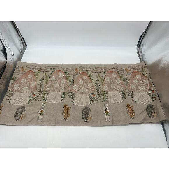 New CAROL AND TUSK MUSHROOM FOREST TABLE RUNNER 76” x 18” 100% Linen - Picture 2 of 4